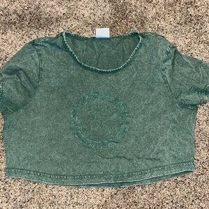 GymShark Cropped Green Workout/Rest Day Shirt